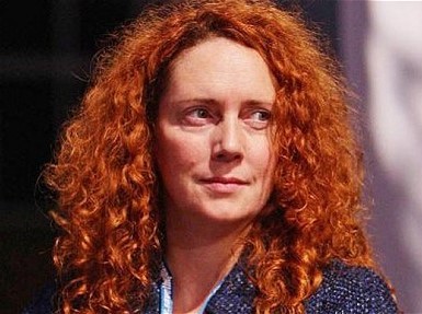 Συνελήφθη η προστατευόμενη του Μέρντοκ Ρεμπέκα Μπρούκς