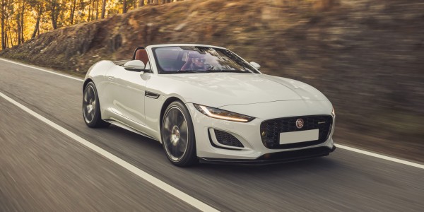 Jaguar F-Type: Λέει αντίο με ειδική έκδοση 750 ίππων
