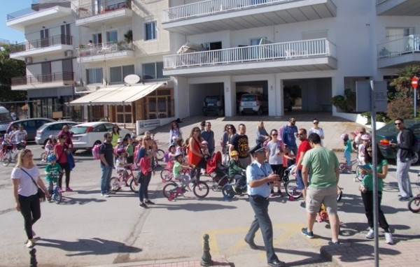 Βγήκαν στο δρόμο με τα ποδήλατα οι μαθητές του 16ου Νηπιαγωγείου Χαλκίδας