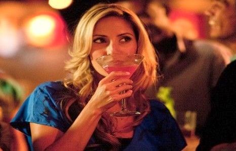 Αποχαιρετούν με ποτό και κουβέντα την σχολική χρονιά