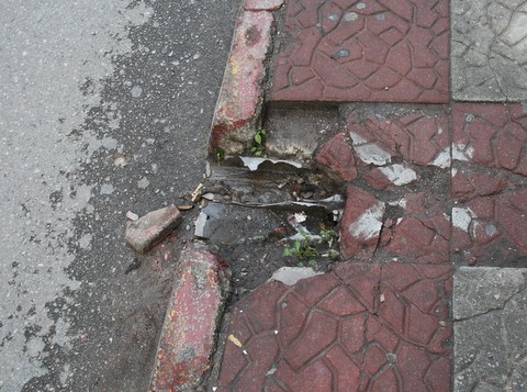 Μα πότε θα τα φτιάξουν;