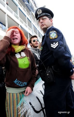 Ασφυκτικός ο αστυνομικός κλοιός