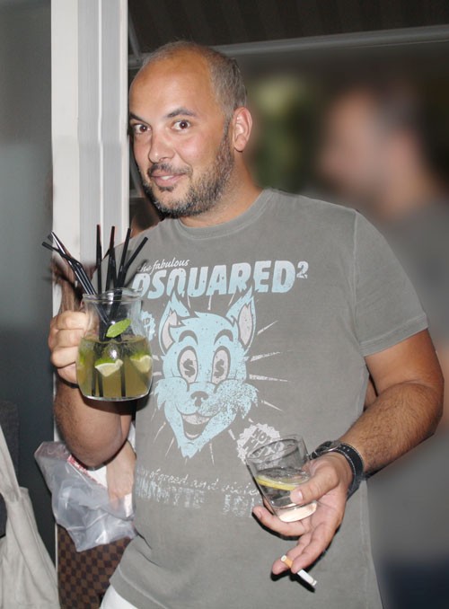 Τι πίνει ο Γιώργος;